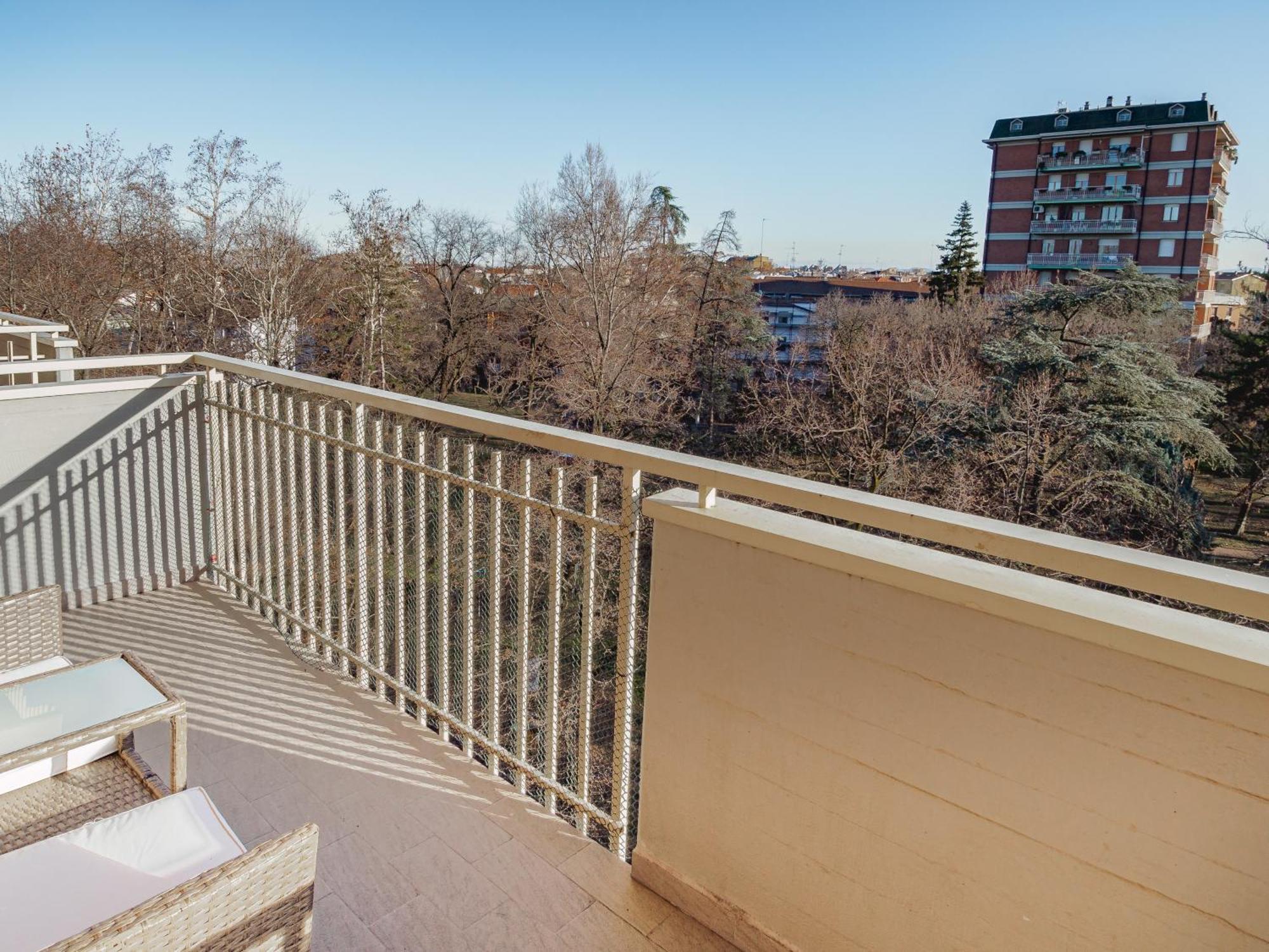 B&B Wiligelmo Intero Appartamento Con Colazione Inclusa Modena Exterior photo